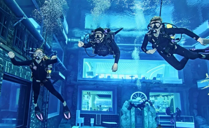 Deep Dive Dubai