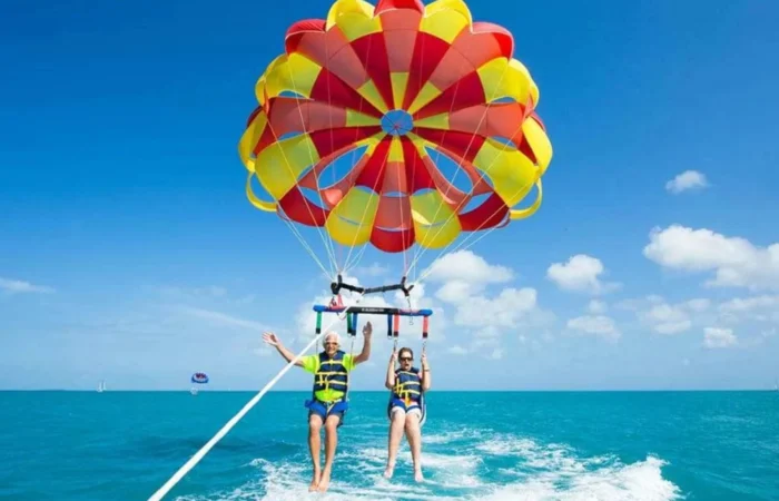 Dubai Parasailing