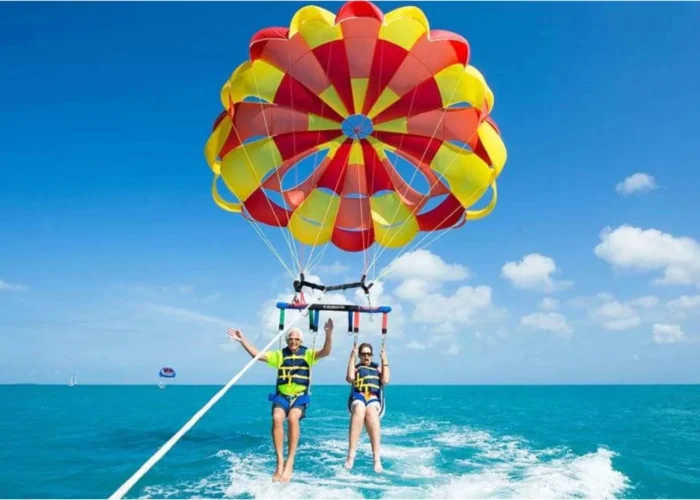 Dubai Parasailing